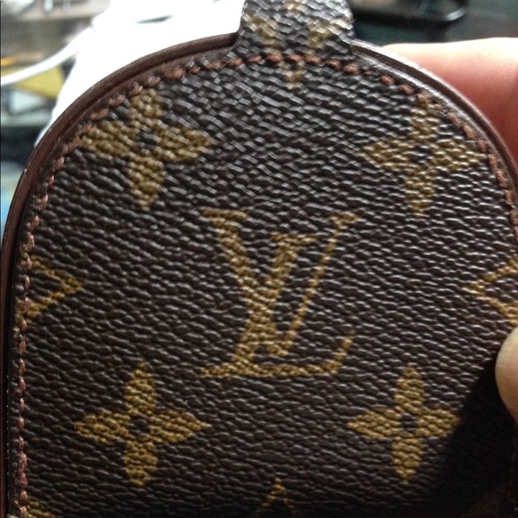 Luis Vuitton coin purse - Picture 4 of 4